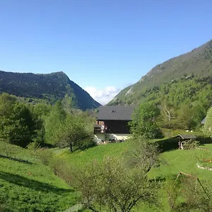 gte-le-wallis.hotels-rhonealpes.com/